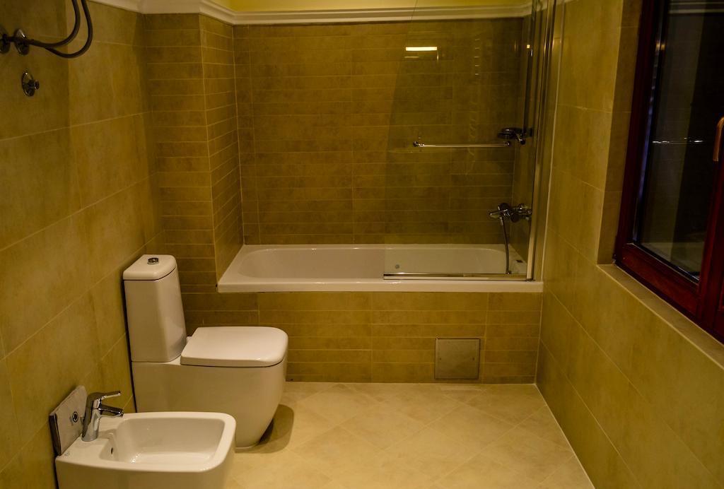 St.George Apartments Petrovac Luaran gambar