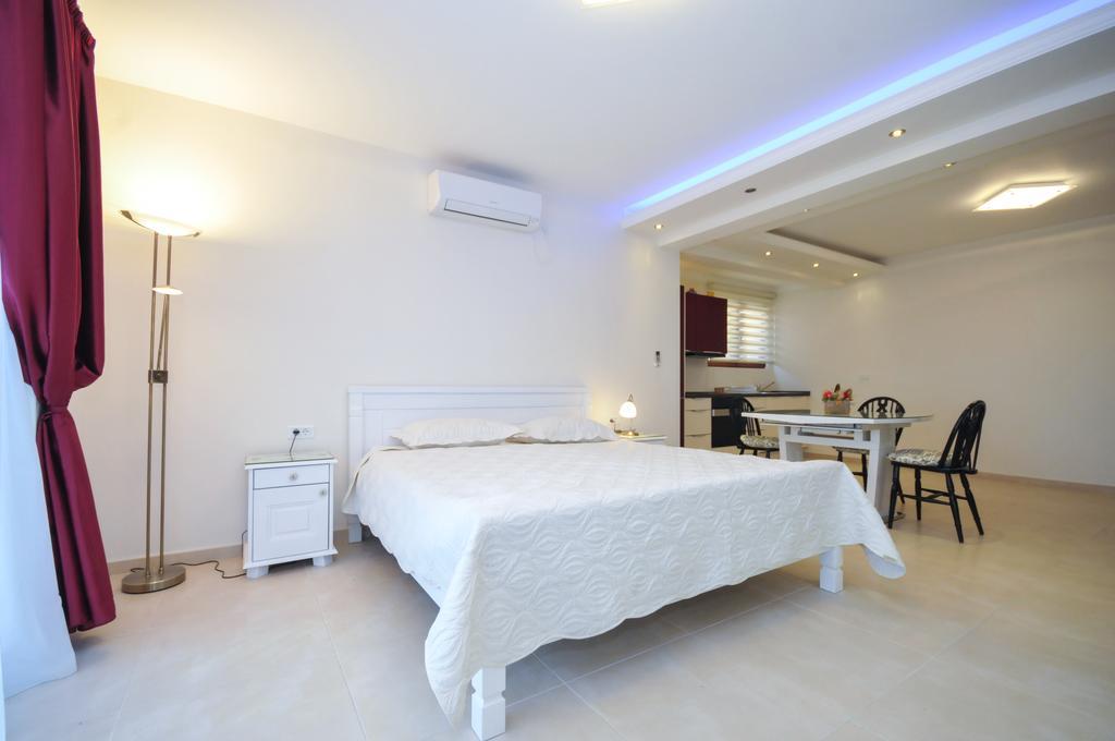 St.George Apartments Petrovac Bilik gambar