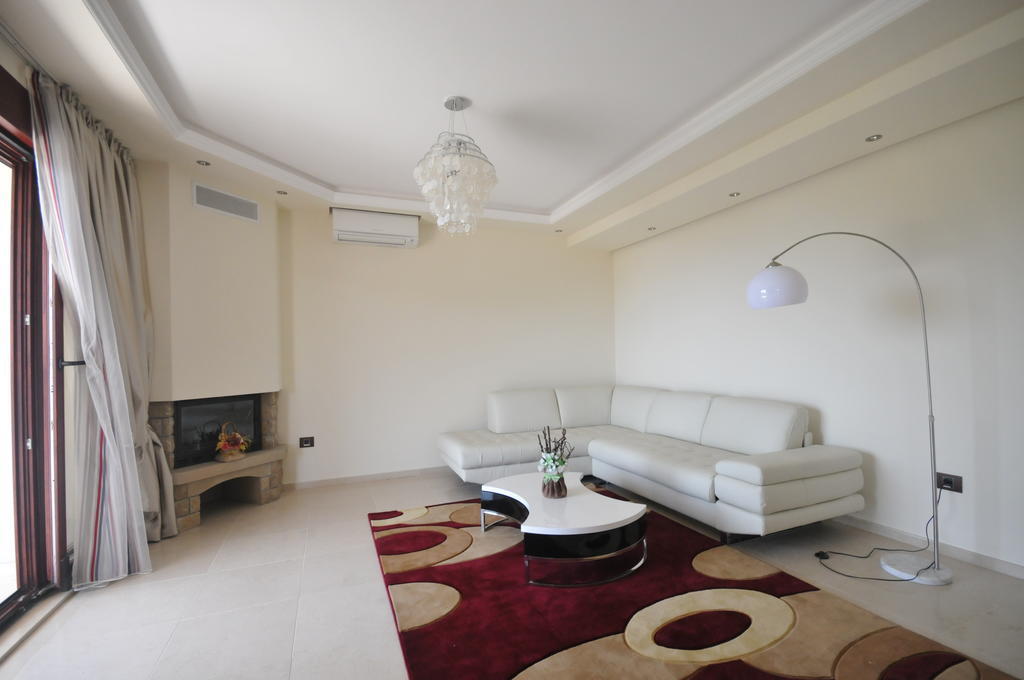 St.George Apartments Petrovac Luaran gambar